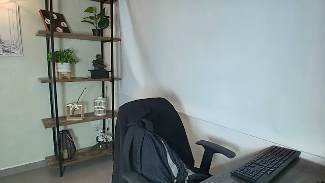  Victoria Collins online show from 03/13/26, 11:48