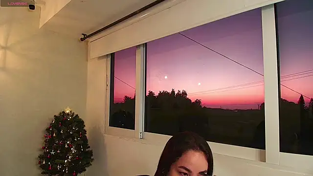  Victoria Collins online show from 11/27/25, 10:48