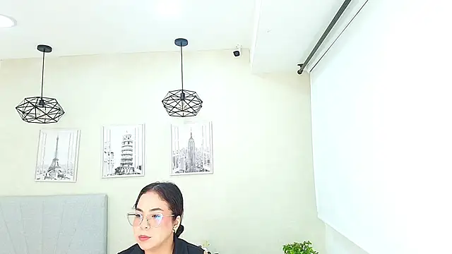  Victoria Collins online show from 11/19/25, 10:59