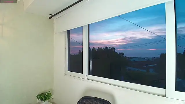  Victoria Collins online show from 11/20/25, 11:00