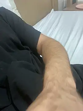 yourinternetboyfriend online show from 01/16/26, 03:43