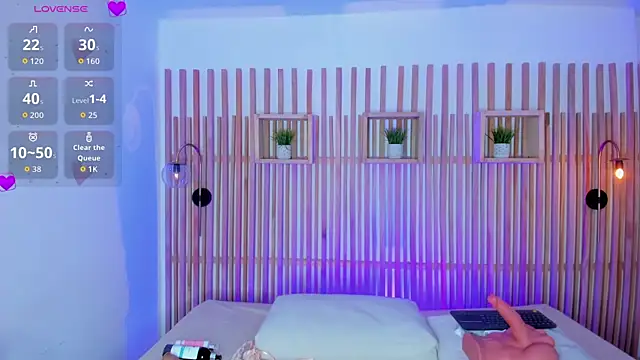 ciara blake online show from 04/22/26, 07:31