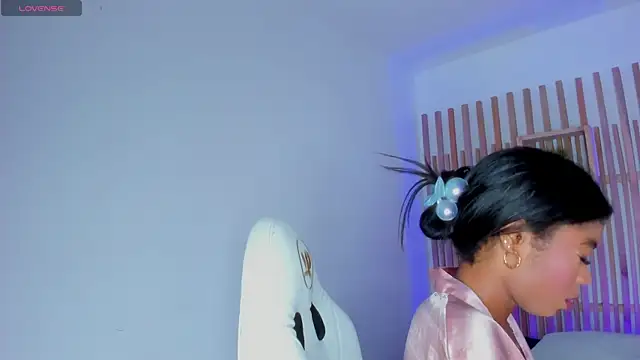 ciara blake online show from 04/17/26, 07:38