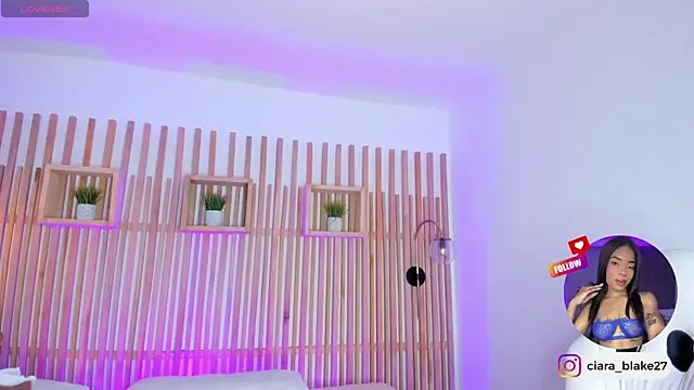 ciara blake online show from 03/23/26, 07:47