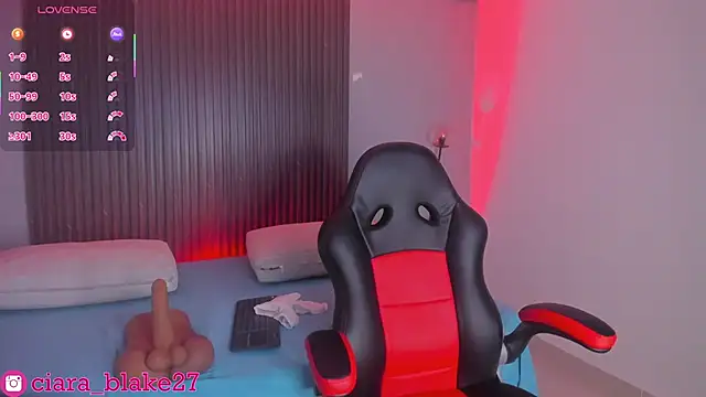 ciara blake online show from 11/08/25, 07:50