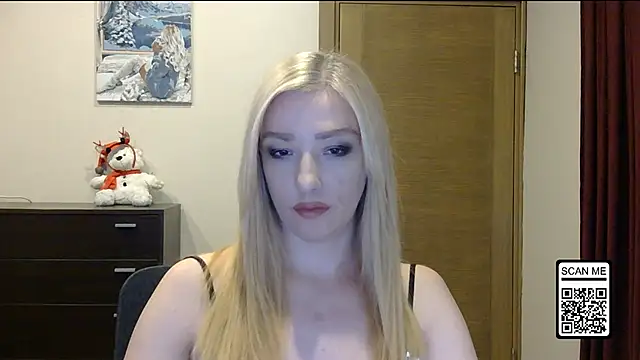 Wild Silk Desire online show from 12/15/25, 01:17