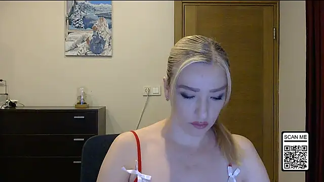 Wild Silk Desire online show from 10/26/25, 02:28