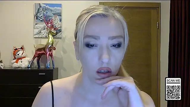 Wild Silk Desire online show from 12/22/25, 03:01