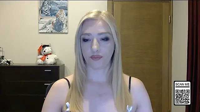 Wild Silk Desire online show from 11/18/25, 03:04