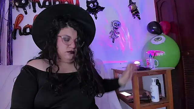 mystery psique online show from 10/31/25, 02:02