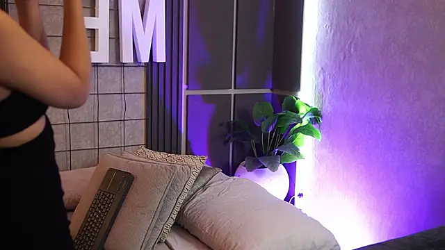 Susan wall online show from 03/04/26, 12:57