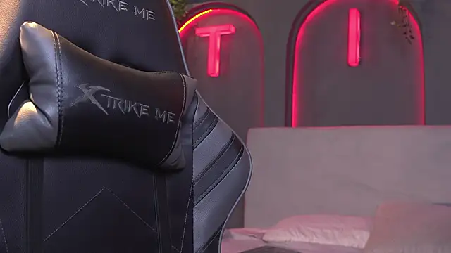 Susan wall online show from 03/21/26, 01:26