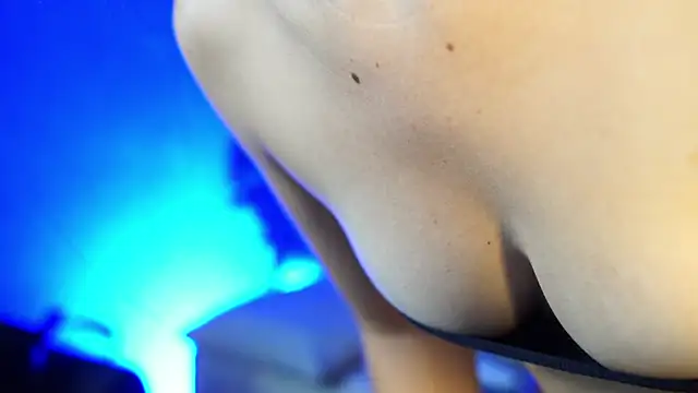 Susan wall online show from 03/11/26, 01:38