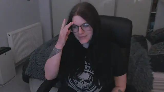 Snapshot of GothSuccubusBabe chatting on 06/03/26, 10:58 GothSuccubusBabe online show from 06/03/26, 10:58