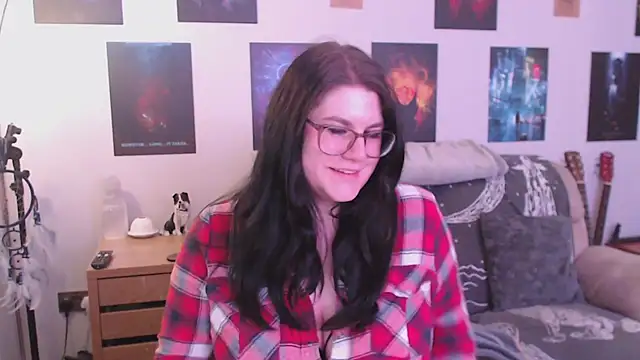 GothSuccubusBabe online show from 12/17/25, 05:18