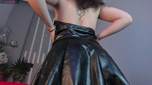 Victoriaa2 Doll online show from 03/13/26, 12:10