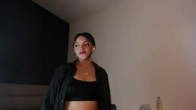 Victoriaa2 Doll online show from 03/25/26, 12:04