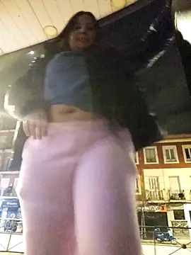 hotCOUPLEPETRA online show from 12/18/25, 02:16