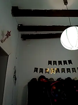 hotCOUPLEPETRA online show from 04/12/26, 06:00