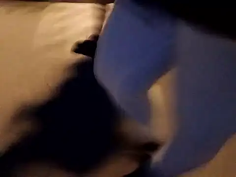 hotCOUPLEPETRA online show from 04/03/26, 07:20