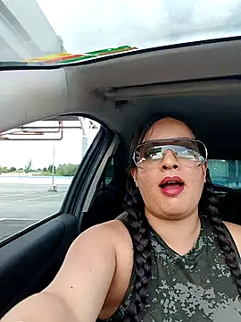 hotCOUPLEPETRA online show from 04/13/26, 03:05