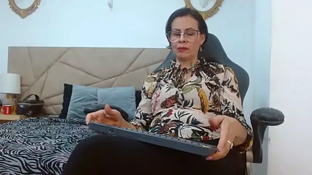 amanda ramirez online show from 03/19/26, 09:15