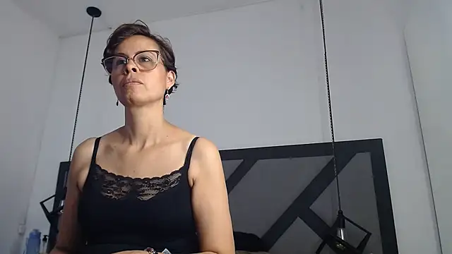 Snapshot of amanda_ramirez chatting on 06/29/26, 05:12 amanda ramirez online show from 06/29/26, 05:12