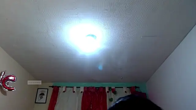 vale miel online show from 10/29/25, 11:03