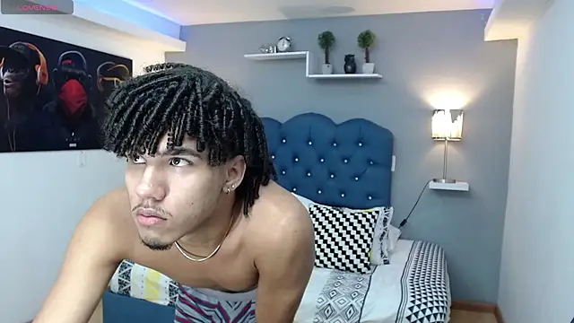 Snapshot of danny_hunt chatting on 03/22/25, 01:19 danny hunt online show from 03/22/25, 01:19