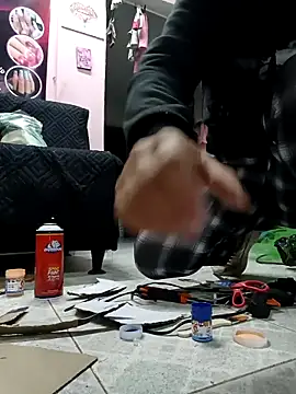 mia traveluxe online show from 10/30/25, 03:16