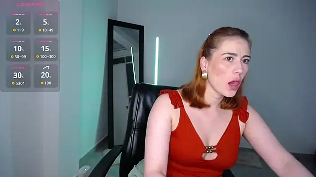 Snapshot of ANASTASIA_DOLL8 chatting on 11/14/25, 10:24 ANASTASIA DOLL8 online show from 11/14/25, 10:24