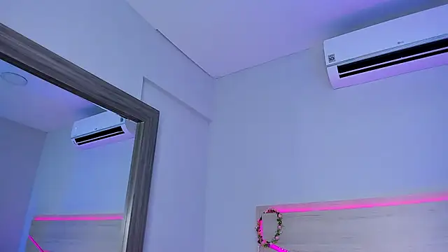 ZoeMorris online show from 12/18/25, 11:36