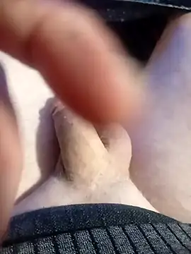 Lovyourpuss online show from 04/02/26, 05:52