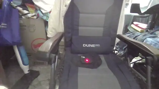 Lovyourpuss online show from 04/17/26, 12:13