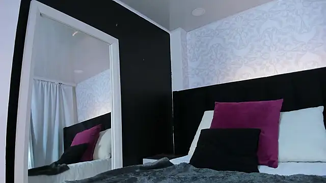 floraginette online show from 03/11/26, 06:02