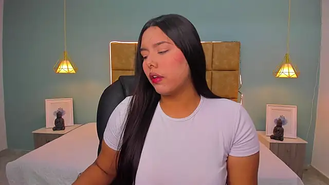 NaniXoxo18 online show from 11/08/25, 12:52