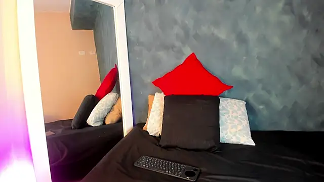 GingerMoon  online show from 11/07/25, 07:07