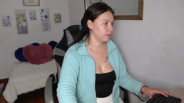mariaana  222 online show from 03/04/26, 03:36