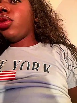 alissradiante1 online show from 01/10/26, 02:18