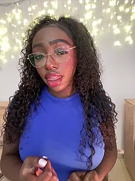 alissradiante1 online show from 01/15/26, 02:59