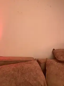 alissradiante1 online show from 03/13/26, 01:32