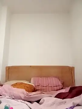 JessicaItalia online show from 12/04/25, 01:21