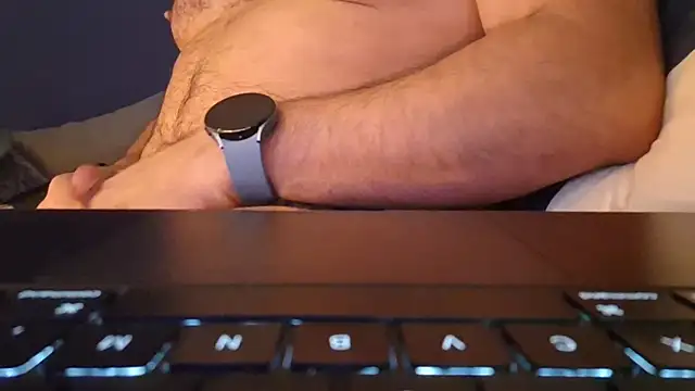 CloudyMuscleBeefy online show from 11/23/25, 03:16