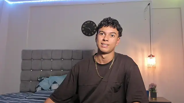 Santy Stump online show from 12/21/25, 09:48