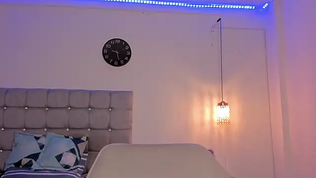 Snapshot of Santy_Stump chatting on 11/05/25, 09:18 Santy Stump online show from 11/05/25, 09:18