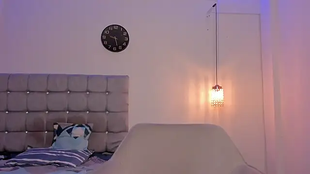 Snapshot of Santy_Stump chatting on 11/08/25, 08:56 Santy Stump online show from 11/08/25, 08:56