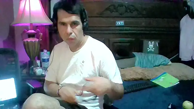 Snapshot of Gc-g chatting on 10/07/25, 08:15 Gc-g online show from 10/07/25, 08:15