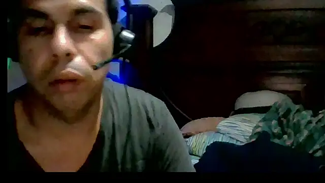 Snapshot of Gc-g chatting on 09/18/25, 12:57 Gc-g online show from 09/18/25, 12:57