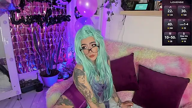 sarahminage  online show from 02/24/26, 10:43