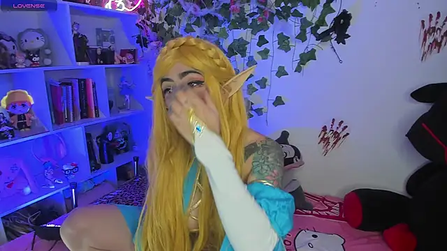 sarahminage  online show from 11/11/25, 06:03